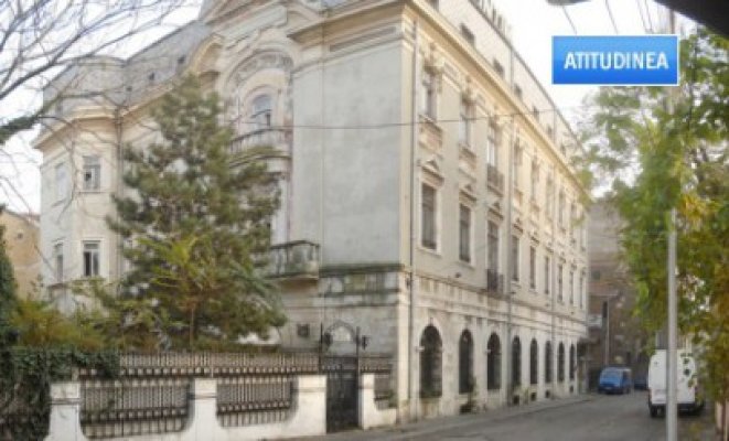 La 7 milioane de euro, un hotel de patrimoniu din zona istorică a Constanţei nu-şi găseşte cumpărător